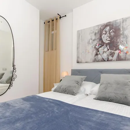 Apartment Aspalathos Old Town